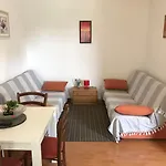Bumbar Lägenhet *