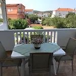 Bumbar * Rogoznica (Sibenik-Knin)