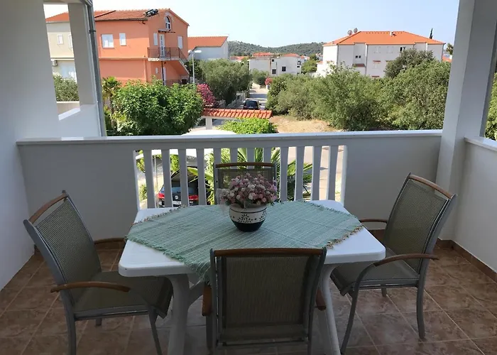 Bumbar * Rogoznica (Sibenik-Knin)